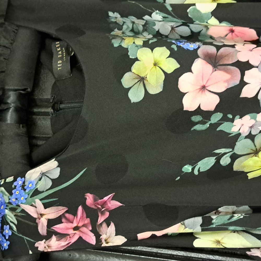 Ted Baker Size 5 Flowy Maxi Sleeveless Dress